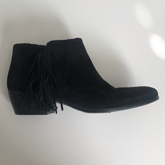 Sam Edelman Shoes - 🌷SALE🌷Sam Edelman Black Suede Booties